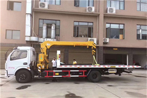 仙霞新村附近汽车轮胎更换